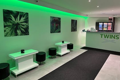 Coffeeshop Twins in Weert